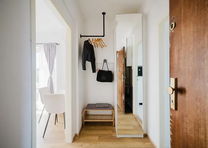 Days - Cozy With Rooftop Terrace In Hip Letna Appartement Prague