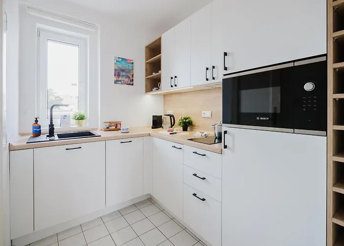 Days - Cozy With Rooftop Terrace In Hip Letna Appartement